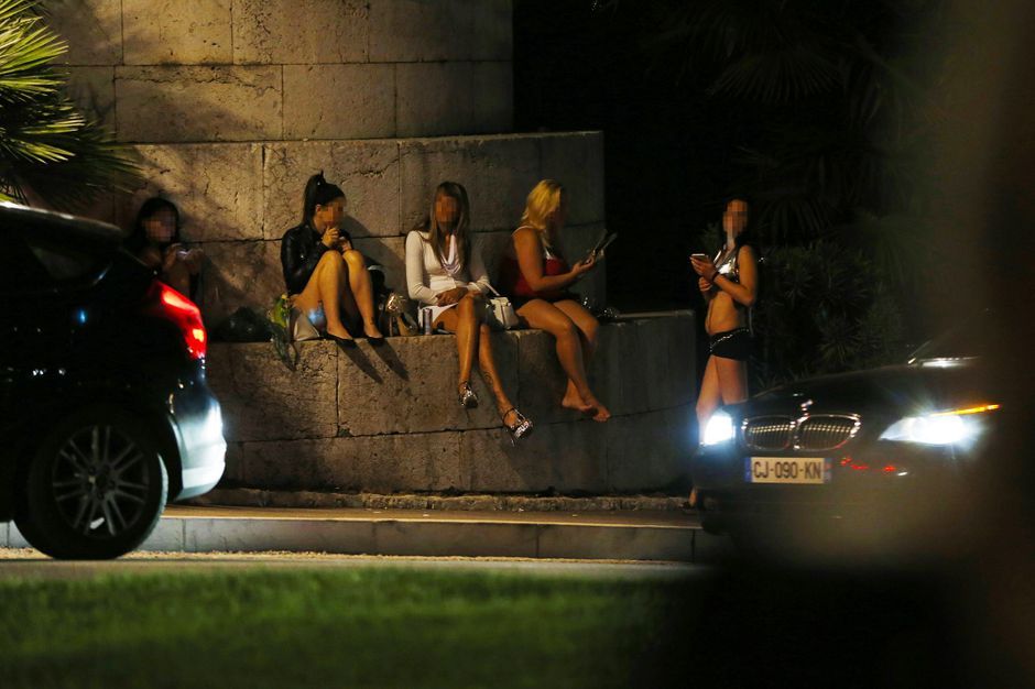 Garches, Ile-de-France prostitutes