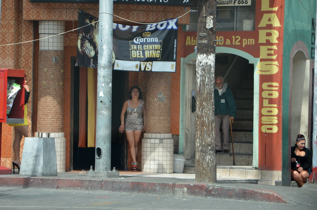 Buy Prostitutes in Lukow (PL)