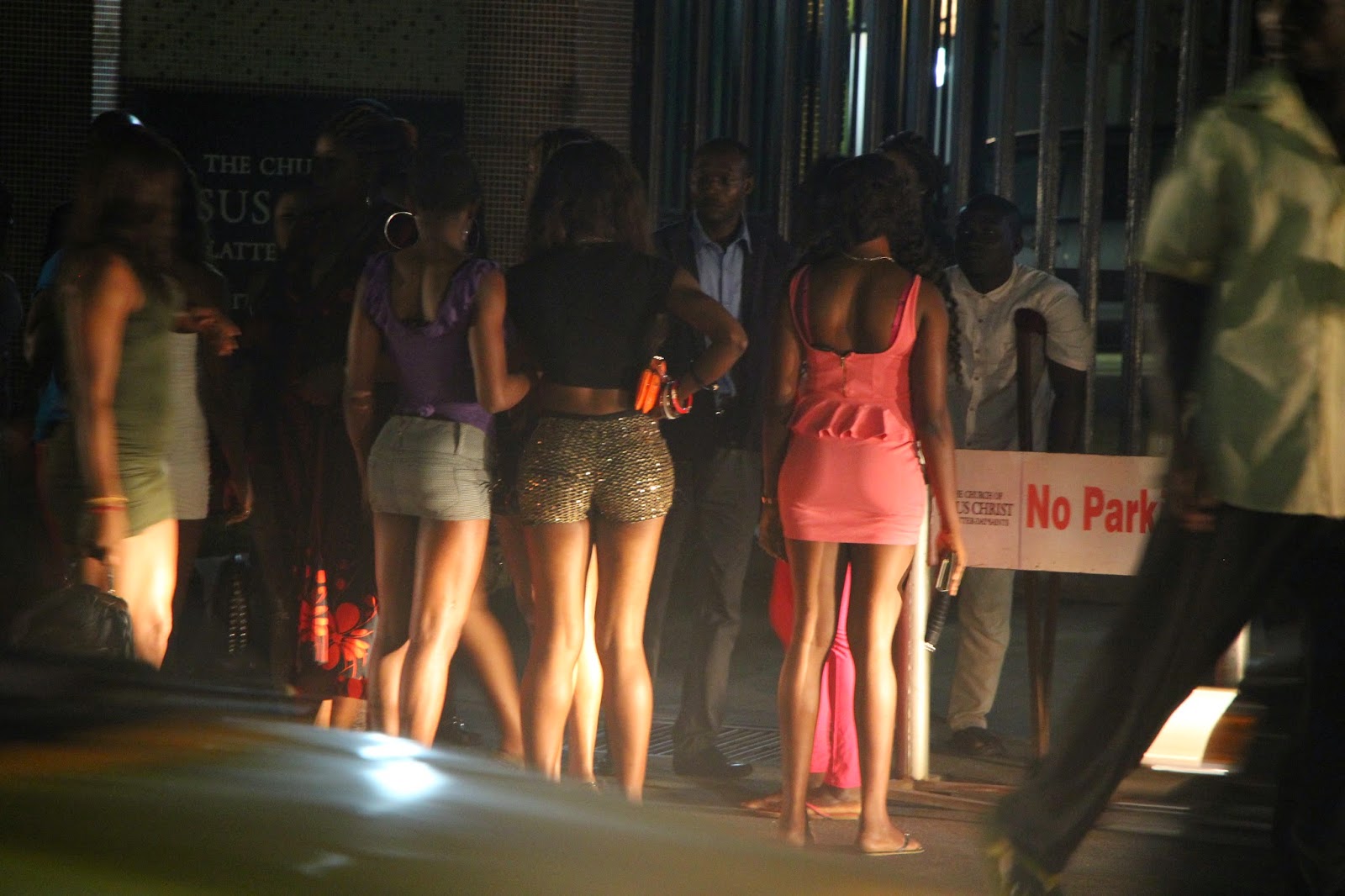 Buy Prostitutes in Fountain Valley (US)